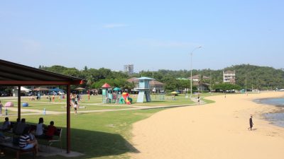 Fasilitas Umum di Pantai Indah Kapuk Fasilitas Umum di Pantai Indah Kapuk