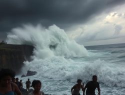 Tonga Siaga Tsunami Setelah Letusan Gunung Berapi